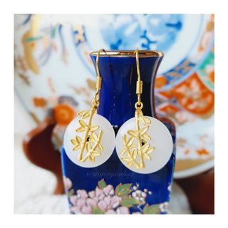 (Category: ) located in . Submitted by starcrystalssg (Listing ID 1064901539, Image 1). Description: .