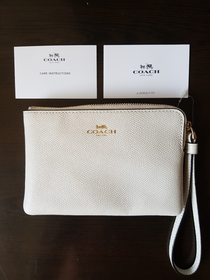 Cream coach wristlet clearance