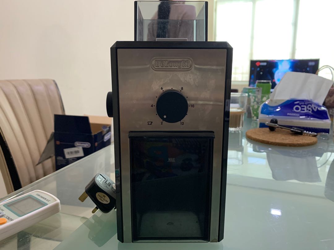 DeLonghi burr grinder, TV & Home Appliances, Kitchen Appliances, Coffee