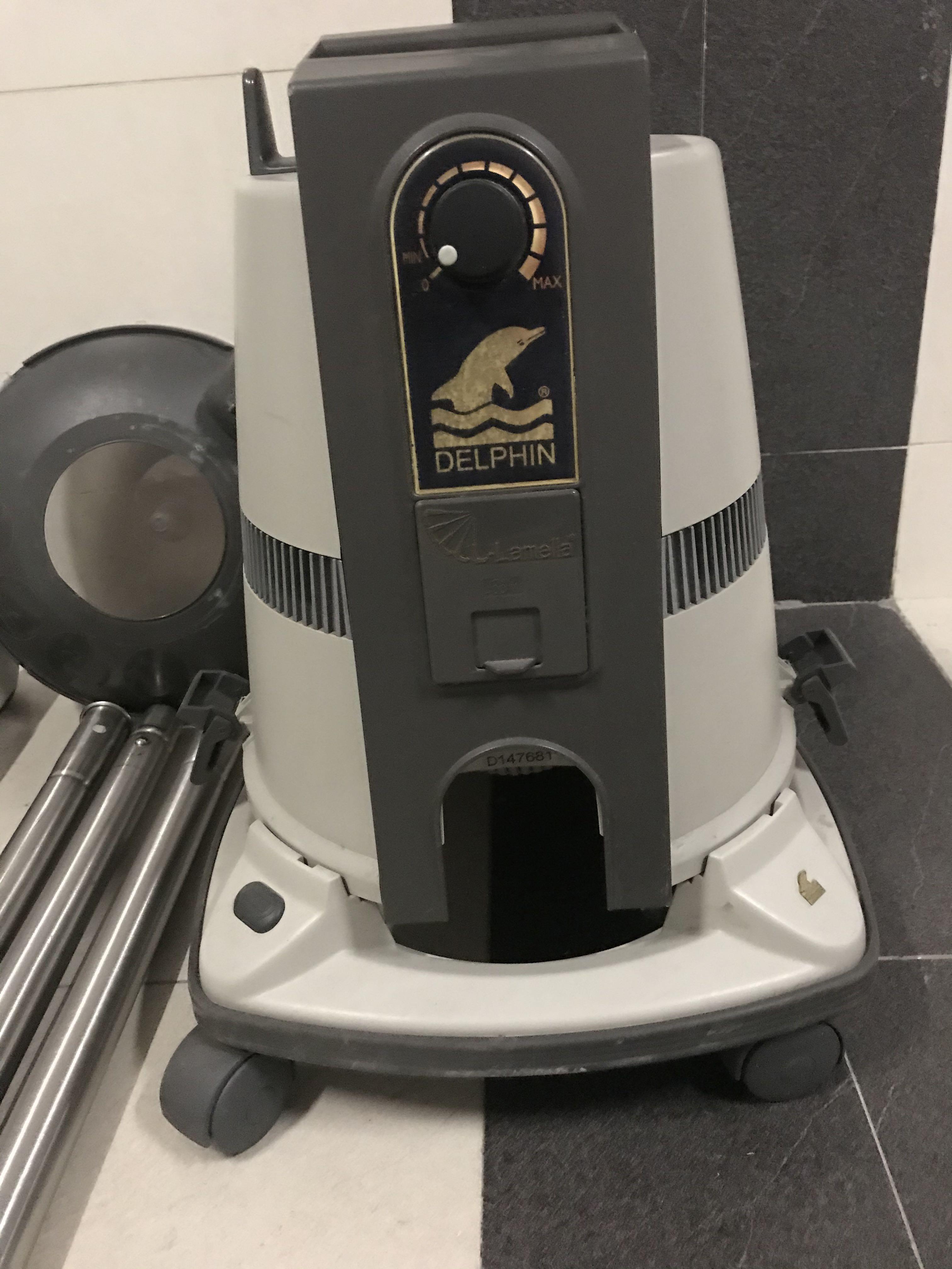 Delphin Vacuum Cleaner DP 2002 / Full Set with Accessories and Brand