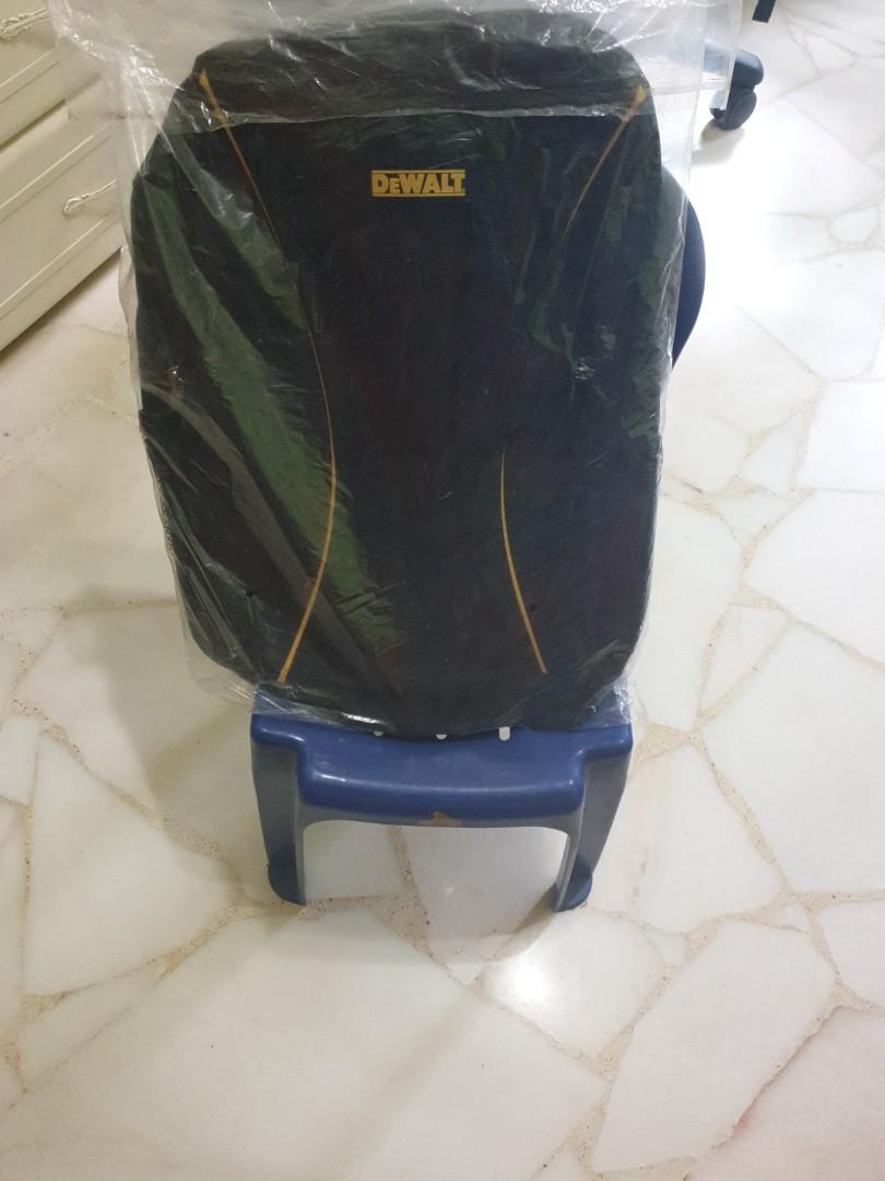 Dewalt backpack (Category: Waste Bins & Bags) located in Singapore. Submitted by tuttgaling (Listing ID 1064896186, Image 3). Description: never used and kept in plastic bag since received..