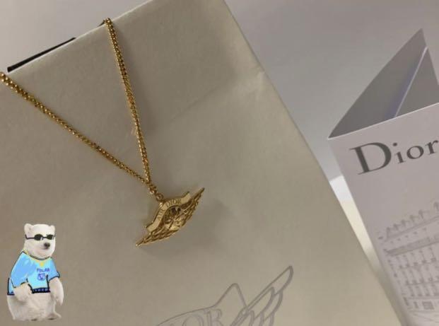 Jordan sales dior necklace