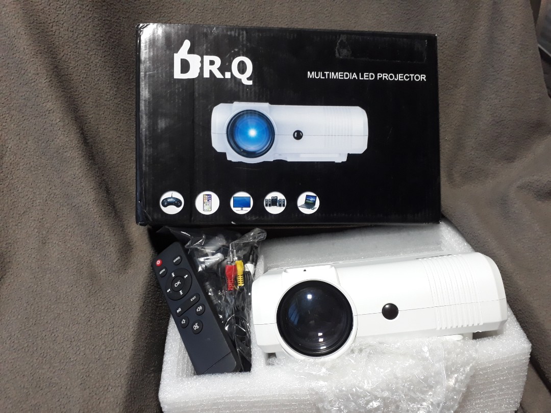 DR Q (L8) Multimedia LED Projector., TV & Home Appliances, TV