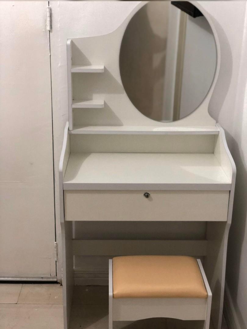 Dressing Table Stool Bedroom Vanity Set Makeup Drawer Lock Desk with Mirror MultiFunctional