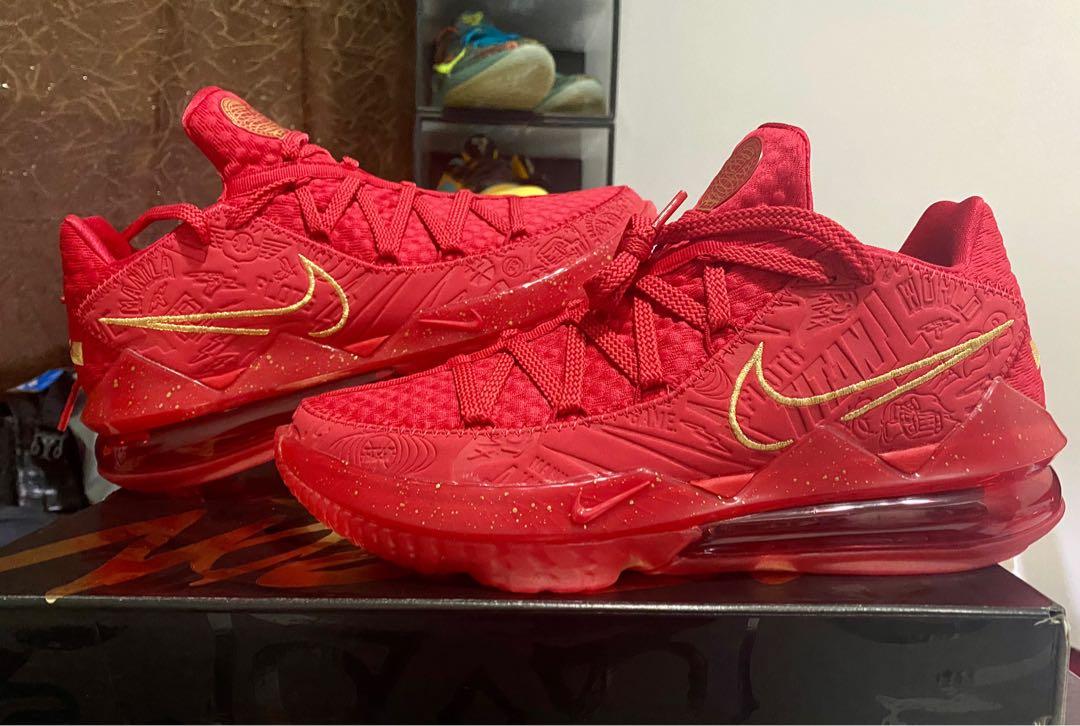 Para sa kadakilaan shoes
