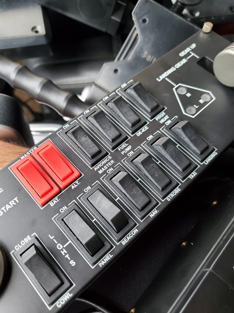 Logitech Flight Autopilot Panel and Aircraft Switch Panel, Computers ...