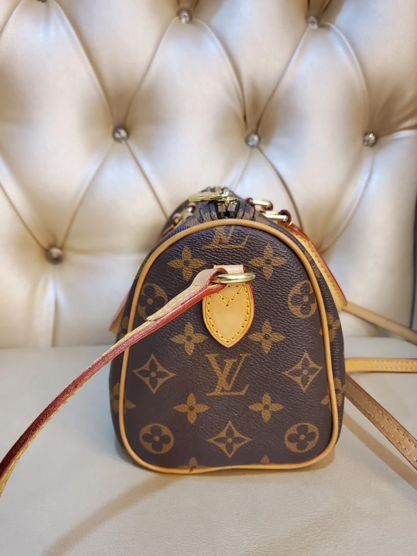 Authentic Louis Vuitton Speedy 30 Monogram Canvas, Women's Fashion, Bags &  Wallets, Purses & Pouches on Carousell