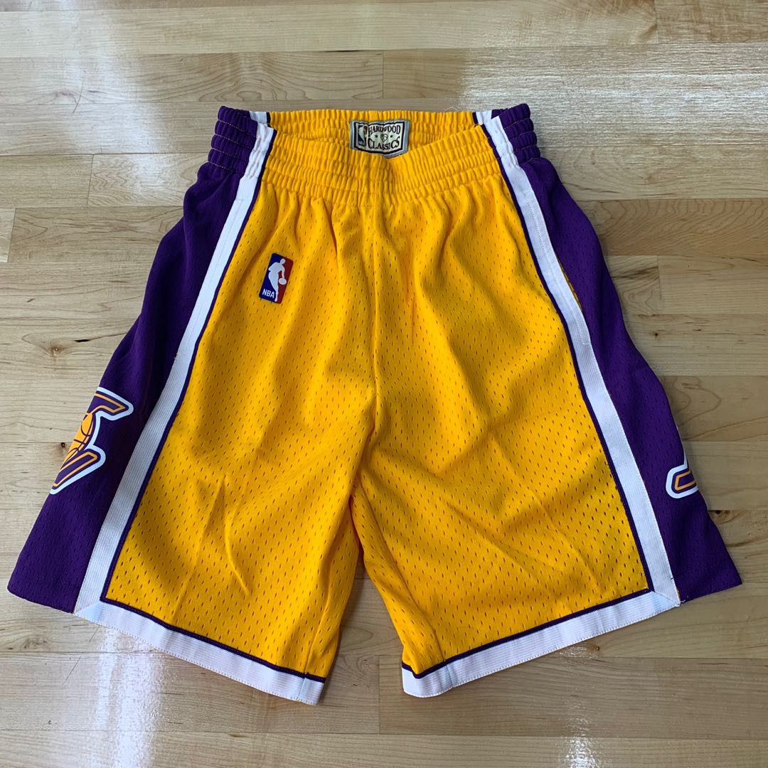 mitchell and ness swingman shorts fit