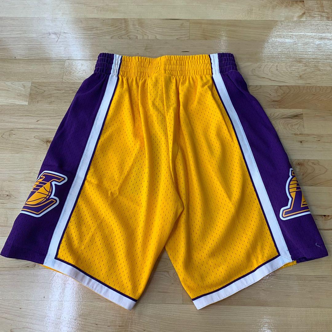 mitchell and ness swingman shorts fit