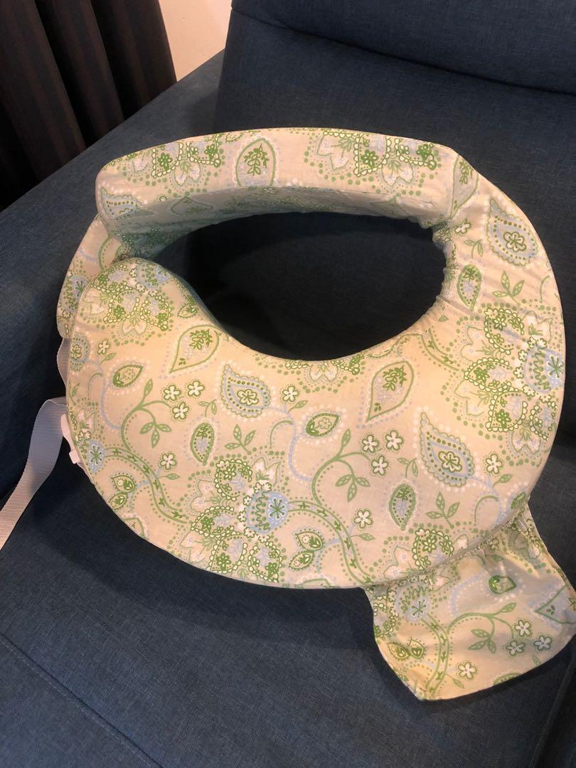 My Brest Friend Nursing Pillow (negotiable), Babies & Kids ...
