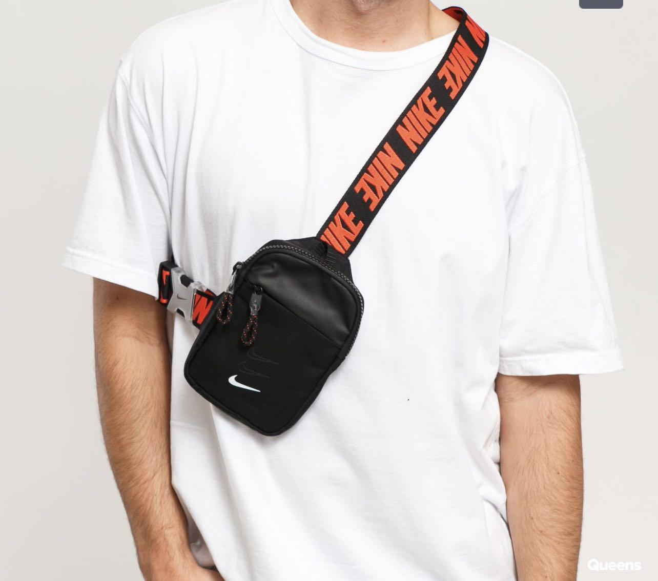 Nike essential outlet shoulder bag