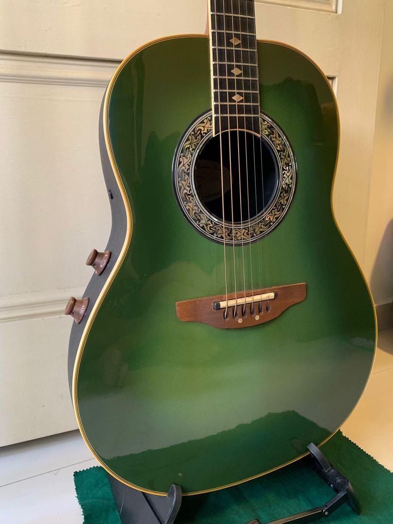 Ovation guitar collectors series (1982) made in USA, Hobbies & Toys