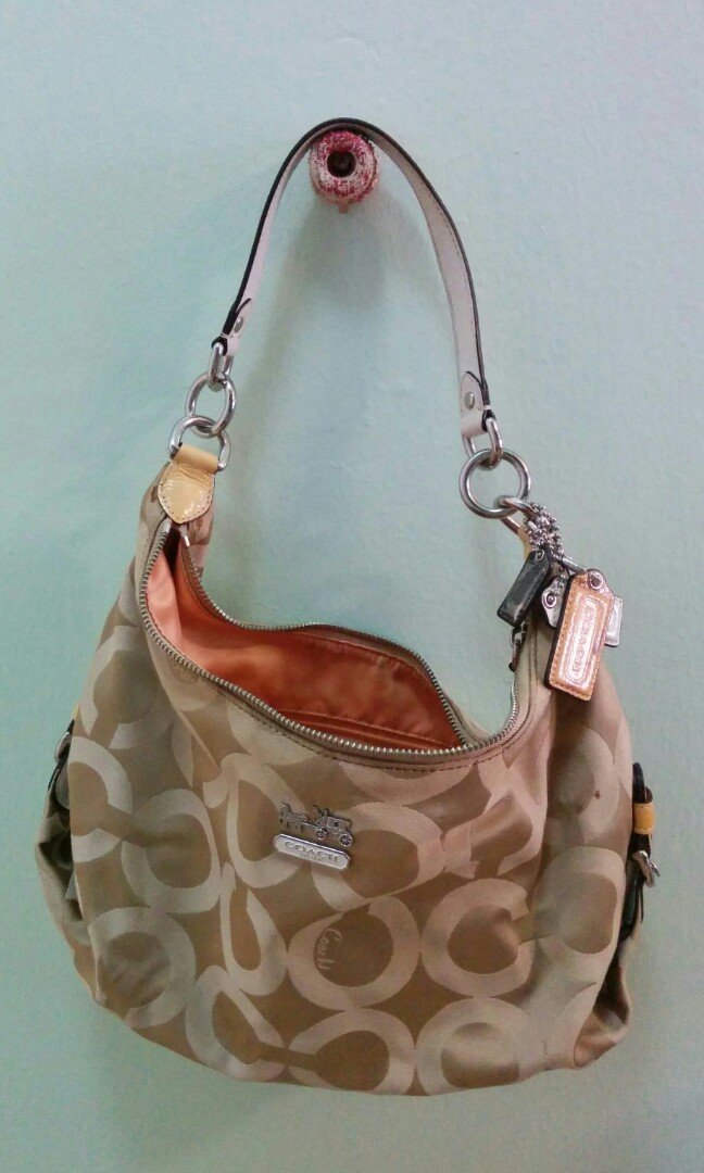 Coach preloved outlet