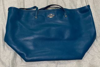 (Category: ) located in . Submitted by justjanny (Listing ID 1064967157, Image 1). Description: .
