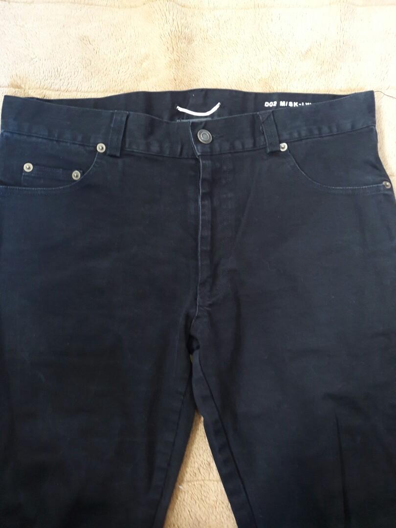 Saint Laurent Paris Tattered Jeans (Category: Jeans) located in Baguio. Submitted by damnmitri (Listing ID 1065051889, Image 3). Description: Saint Laurent Paris Tattered Jeans Condition: 8/10 Size: 34W x 39L Issue: Slight Fading , Needs wash.