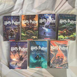 SALE! Harry Potter book set Castle Scholastic Edition books 1-7