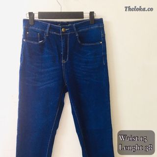 (Category: ) located in . Submitted by abstract_thrift (Listing ID 1064992284, Image 1). Description: .
