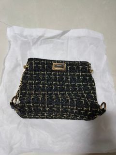 (Category: ) located in . Submitted by joymissuttm (Listing ID 1064983264, Image 1). Description: .