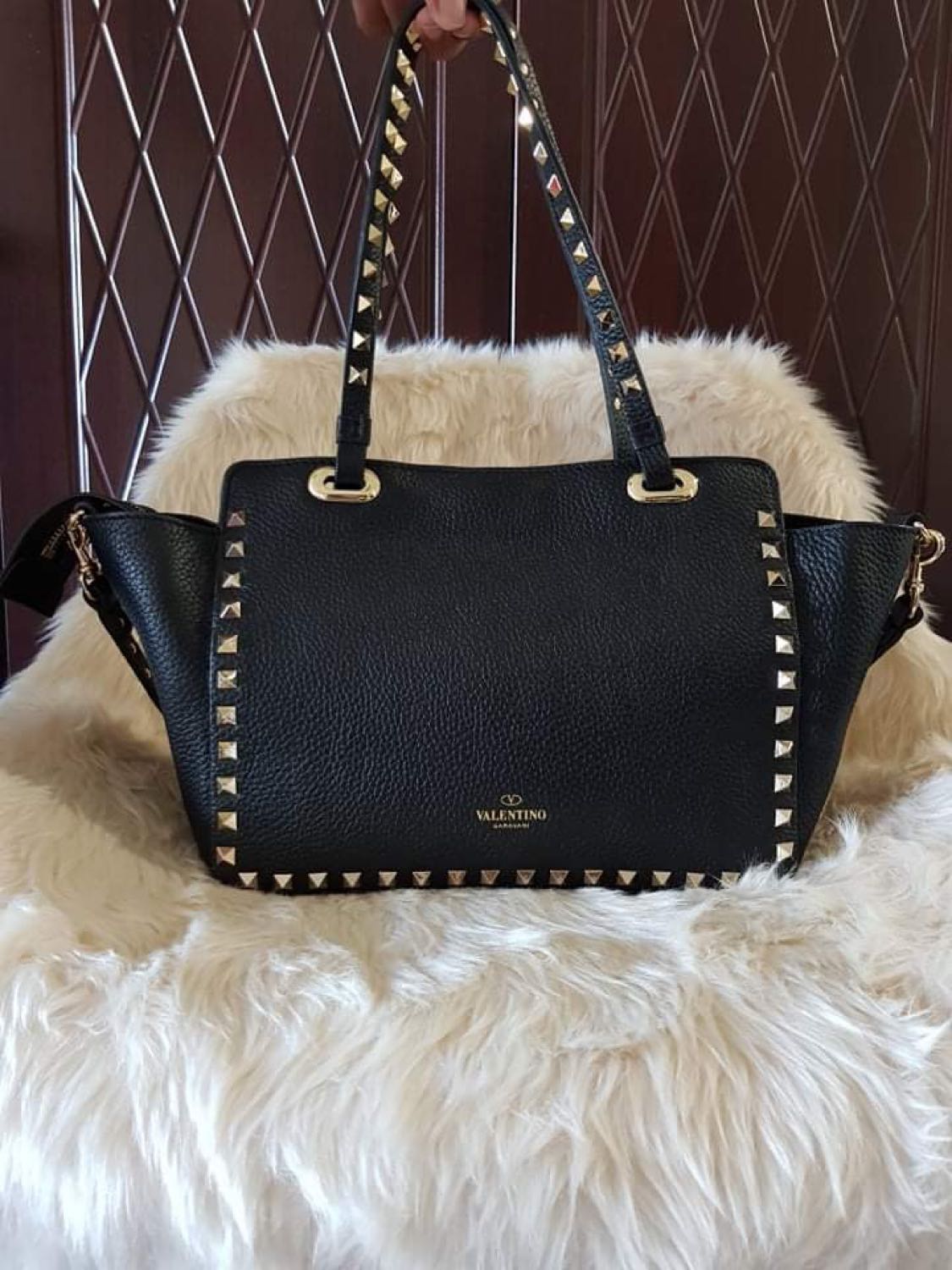 Valentino classic bag outlet