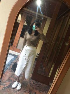 WHITE SKIRT