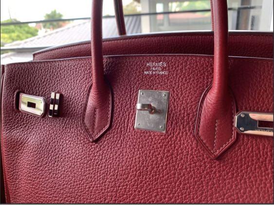 Hermès Birkin 100% Authentic (Category: Luxury Bags & Wallets) located in San Juan City. Submitted by ted01 (Listing ID 1065305627, Image 2). Description: Authentic Hermès Birkin 35cm Togo leather with M stamp. Complete with dust bag and original box. For *serious buyers only* SMS only .