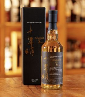（分類：）位於 。 由 TheMellowWines 提交（商品編號 1065220971，圖片 1）。簡介： 。