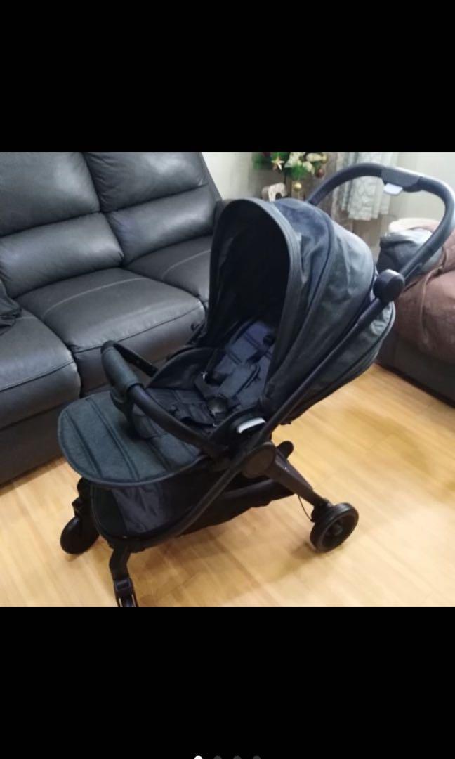 Akeeva esmio stroller (Category: Strollers) located in Cainta. Submitted by adelato (Listing ID 1065276598, Image 1). Description: used less than 3 months. complete with box.