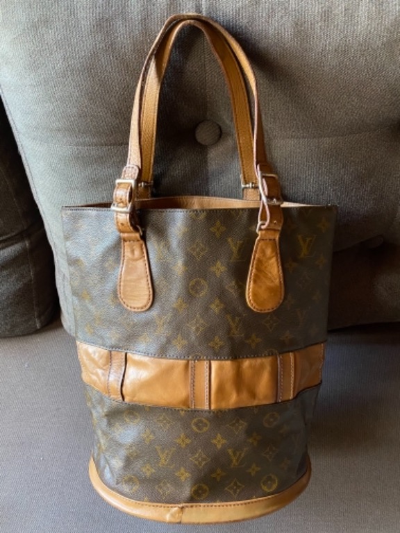 Louis Vuitton Authentic Rare French Co. Bucket Bag w/Cosmetic Bag EUC