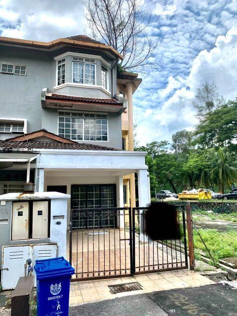 Corner Unit Untuk Dijual Double Storey Townhouse Seksyen 7 Shah Alam Property For Sale On Carousell Descubre otras opciones en shah alam y sus alrededores. carousell