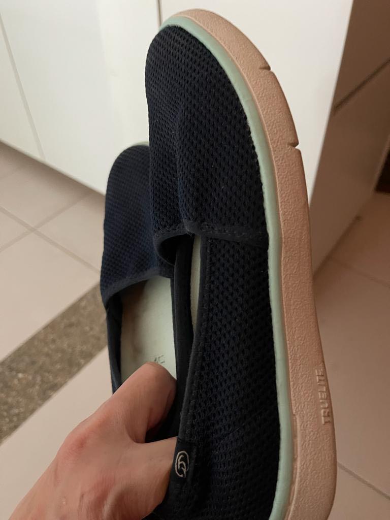 Dr Scholl's Memory Foam Cool Fit Flats - Dark Blue/ Navy, Women's Fashion,  Footwear, Flats on Carousell