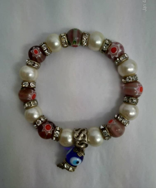 Gelang Tangan Mutiara Luxury Accessories On Carousell