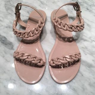 （分類：）位於 。 由 eat_sleep_shop_repeat 提交（商品編號 1065184052，圖片 1）。簡介： 。