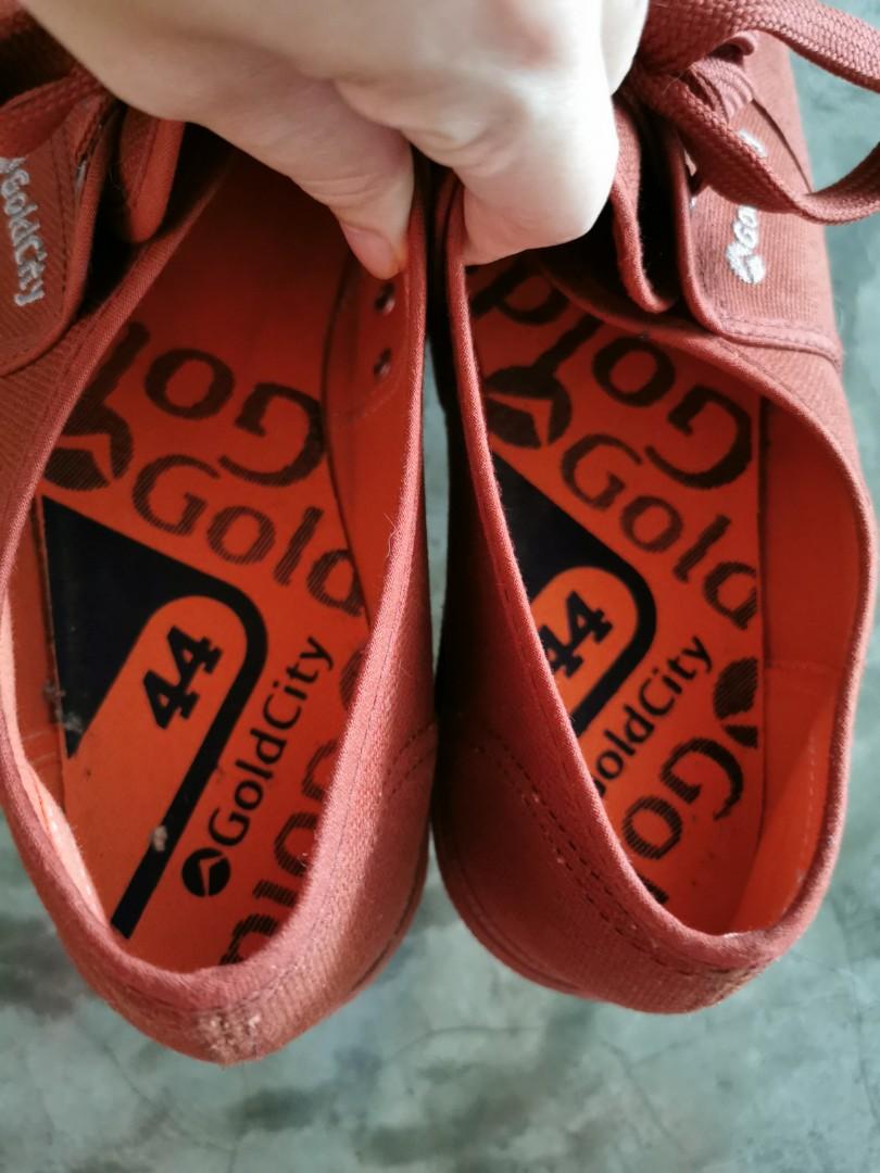 Gold city shoes outlet