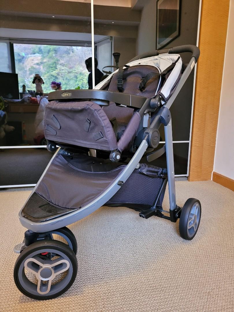 Graco three cheap wheel stroller