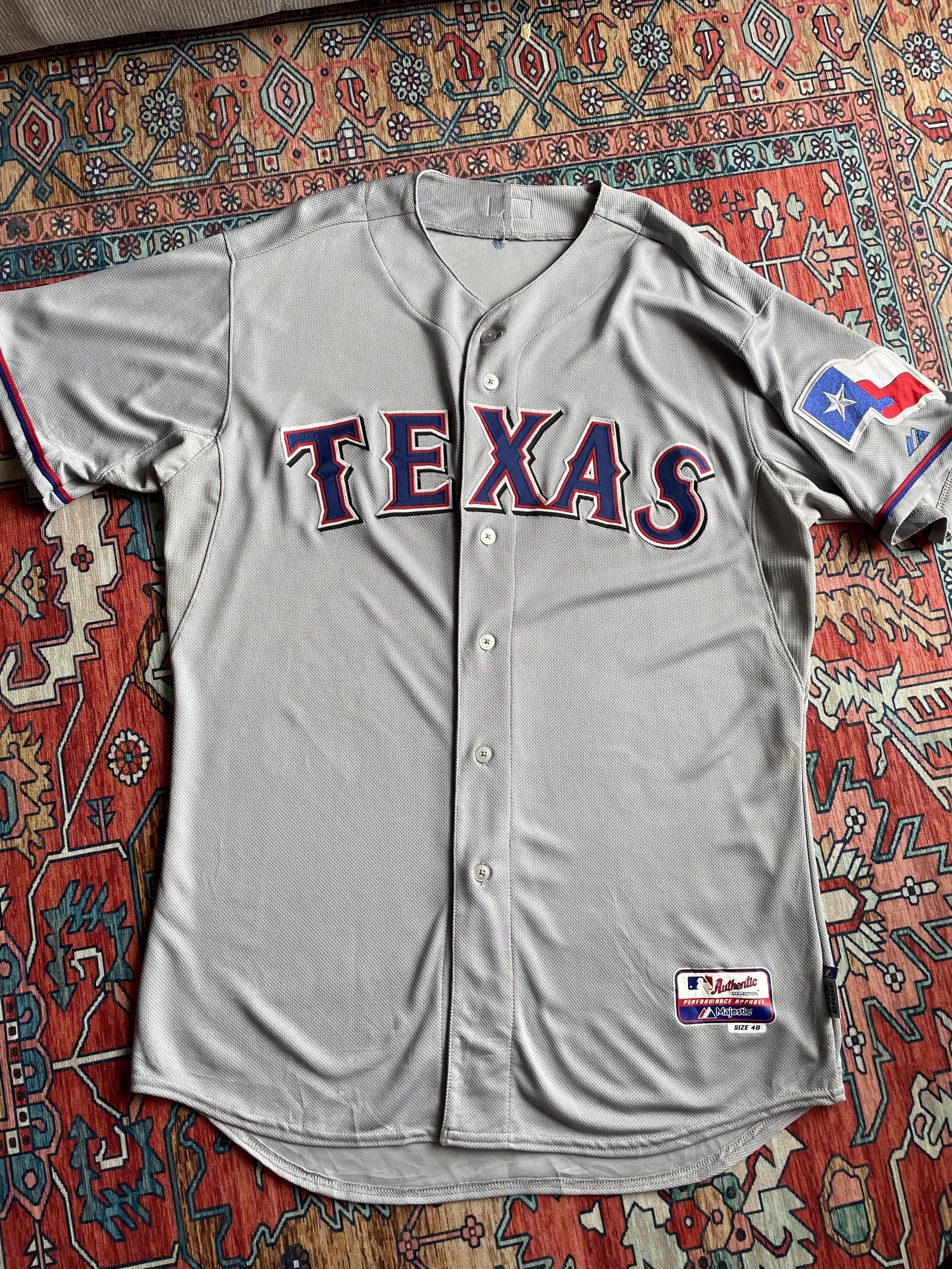 MLB Majestic Texas Rangers jersey, Men's Fashion, Activewear on Carousell