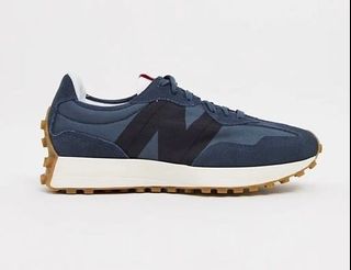 （分類：）位於 。 由 t.t.sneaker 提交（商品編號 1065269754，圖片 1）。簡介： 。