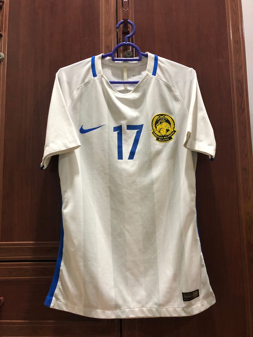 ORIGINAL NIKE FAM MALAYSIA AWAY MATCHWORN JERSEY JERSI Men s Fashion Activewear on Carousell