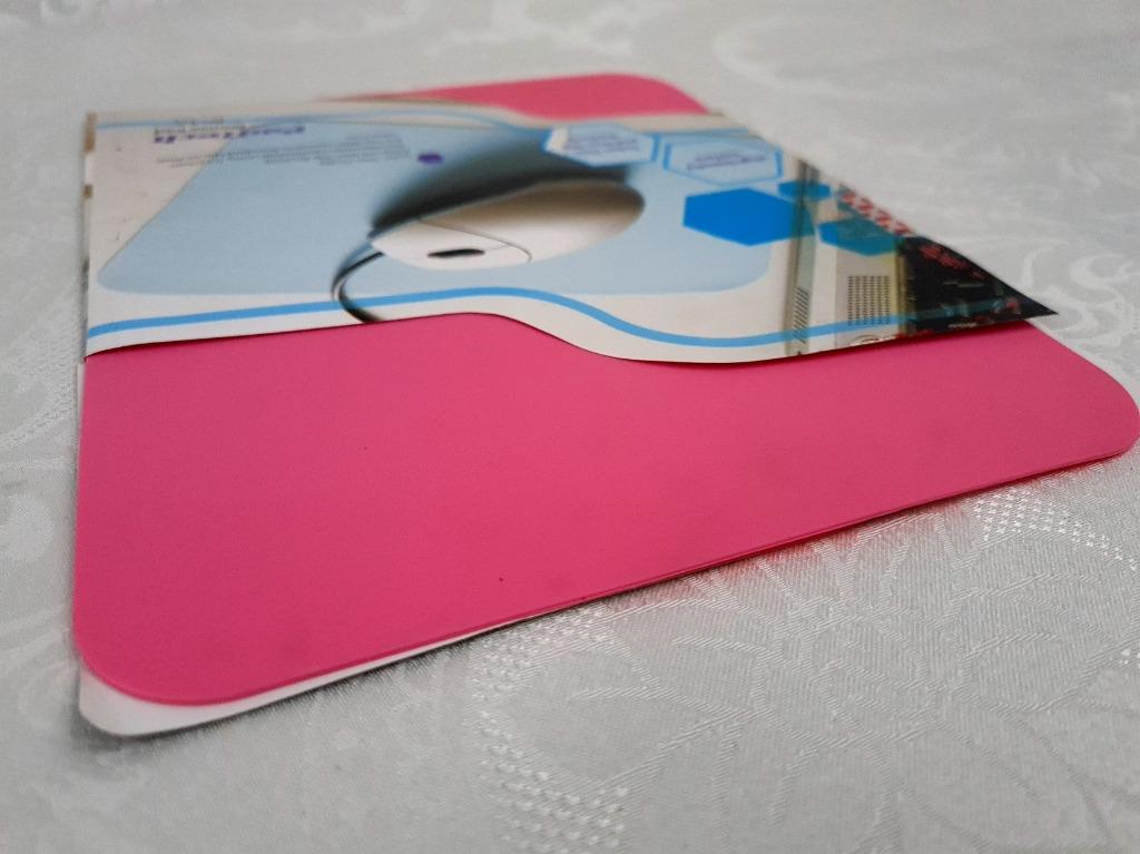 PADTECH Mouse Pad (Category: Mouse & Mousepads) located in Paranaque City. Submitted by usiserah (Listing ID 1065331630, Image 3). Description: PADTECH Mouse Pad High Density Surface Super Thin | Non-Slip Backing Antiobacterial construction using Tricloban For use with Optical or Standard Mouse Pad Latex Free Remark: Given as gift RFS: Minimalism hustle - declutters nonessential belongings! USIserah - "Just So You Know!" 📌 For More Details Visit