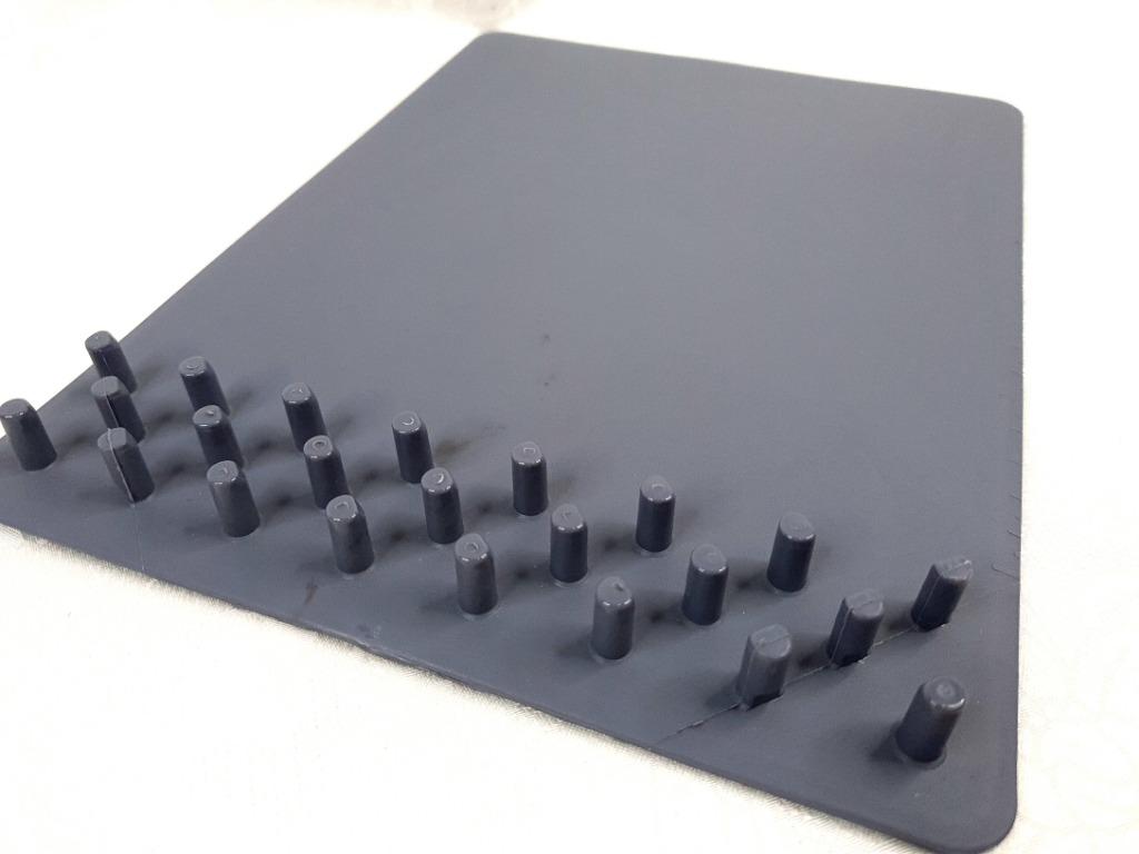 POKEY Multi-Functional Mouse Pad (Category: Computer Keyboard) located in Paranaque City. Submitted by usiserah (Listing ID 1065332358, Image 3). Description: POKEY Multi-Functional Mouse Pad The Ultra-smooth low friction surface features. Ideal for every use in the home or office. Its low-friction surface provides smooth movement for long use with less effort. Remark: given as gift RFS: Minimalism hustle - declutters nonessential belongings! USI