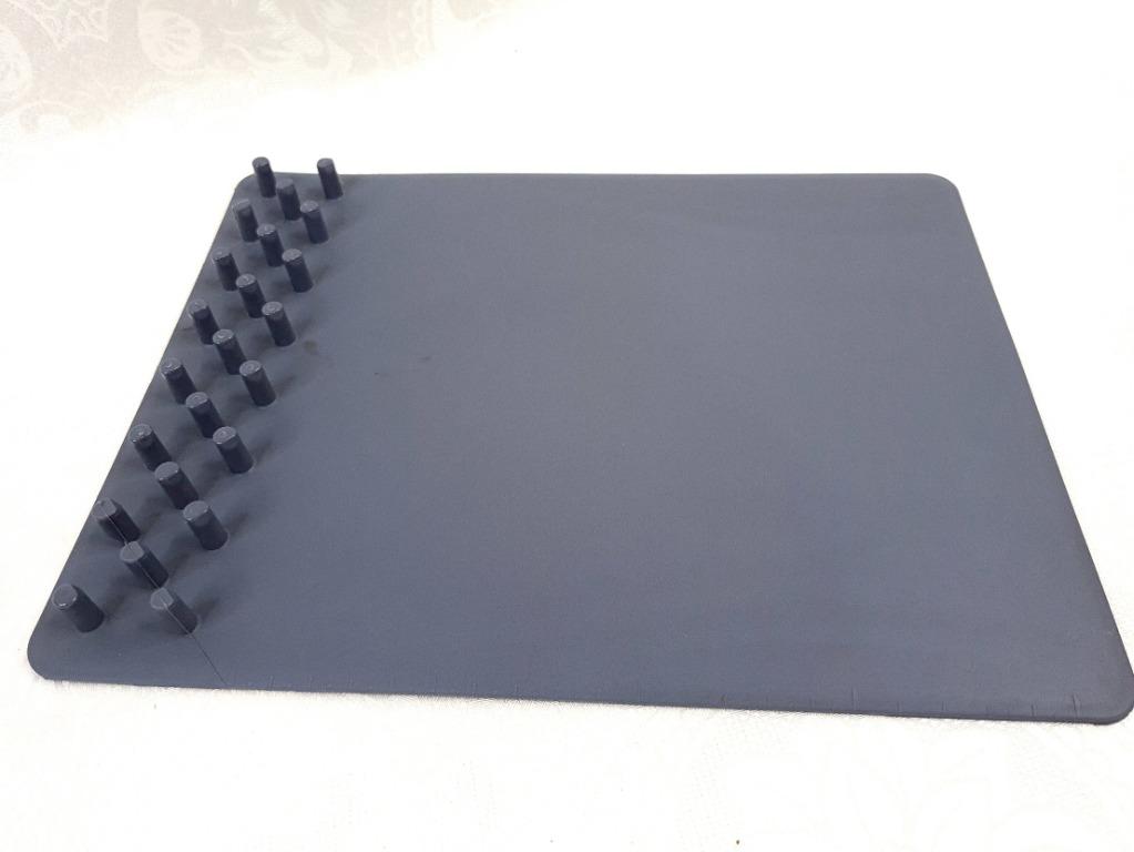 POKEY Multi-Functional Mouse Pad (Category: Computer Keyboard) located in Paranaque City. Submitted by usiserah (Listing ID 1065332358, Image 2). Description: POKEY Multi-Functional Mouse Pad The Ultra-smooth low friction surface features. Ideal for every use in the home or office. Its low-friction surface provides smooth movement for long use with less effort. Remark: given as gift RFS: Minimalism hustle - declutters nonessential belongings! USI