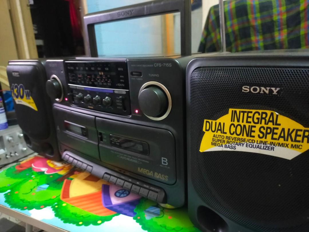 Radio Sony CFS-715s, Audio, Portable Audio Accessories on Carousell