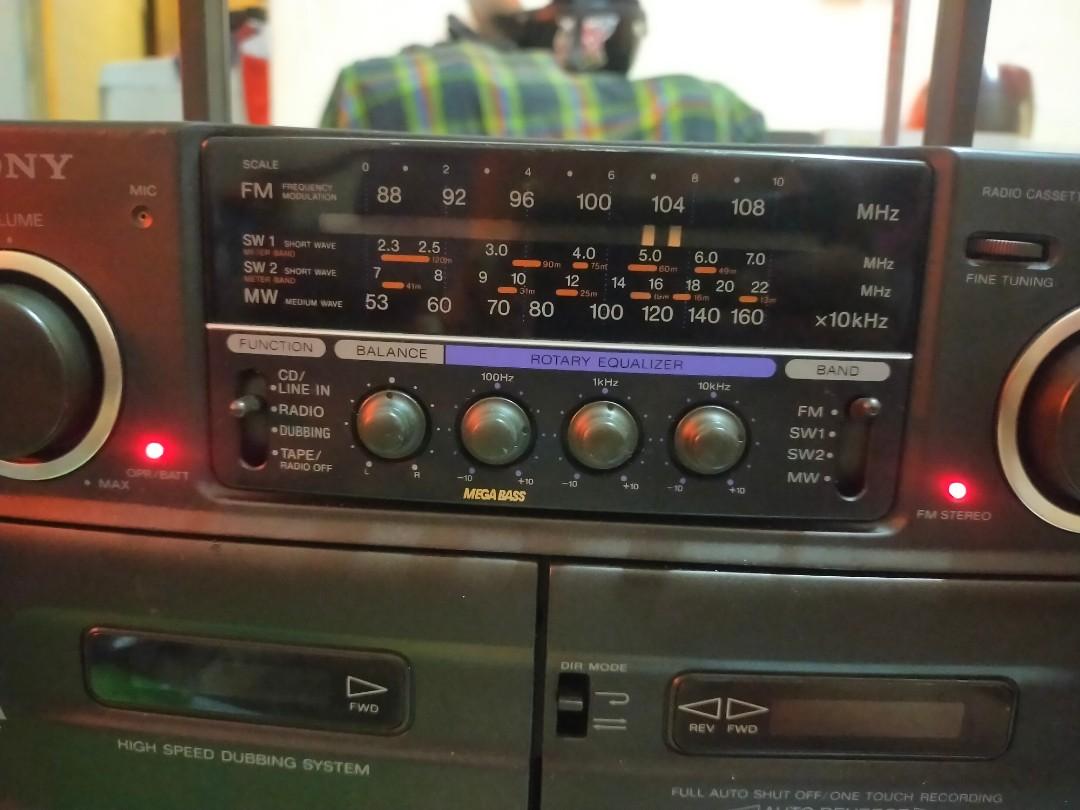Radio Sony CFS-715s, Audio, Portable Audio Accessories on Carousell