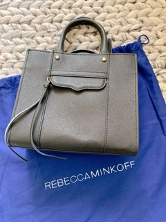 （分類：）位於 。 由 eat_sleep_shop_repeat 提交（商品編號 1065194609，圖片 1）。簡介： 。