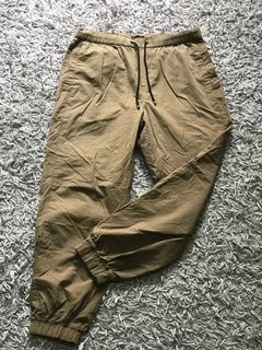 (Category: ) located in . Submitted by tmwardrobe (Listing ID 1065152067, Image 1). Description: .