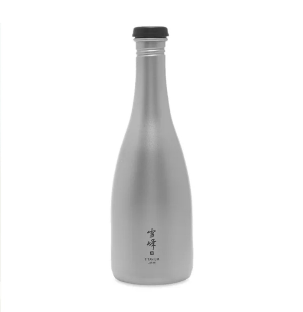 Snow Peak Titanium Sake Bottle 鈦樽清酒瓶 運動產品 其他運動產品 Carousell