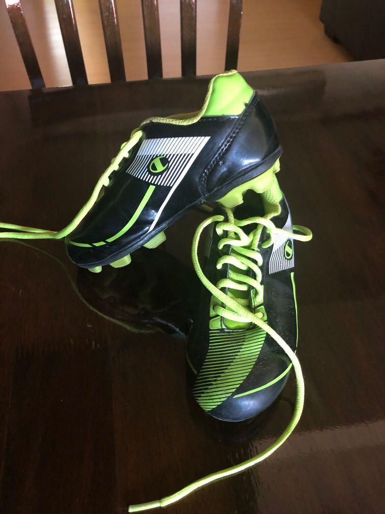champion cleats