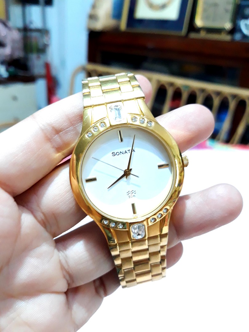 sonata gold watch