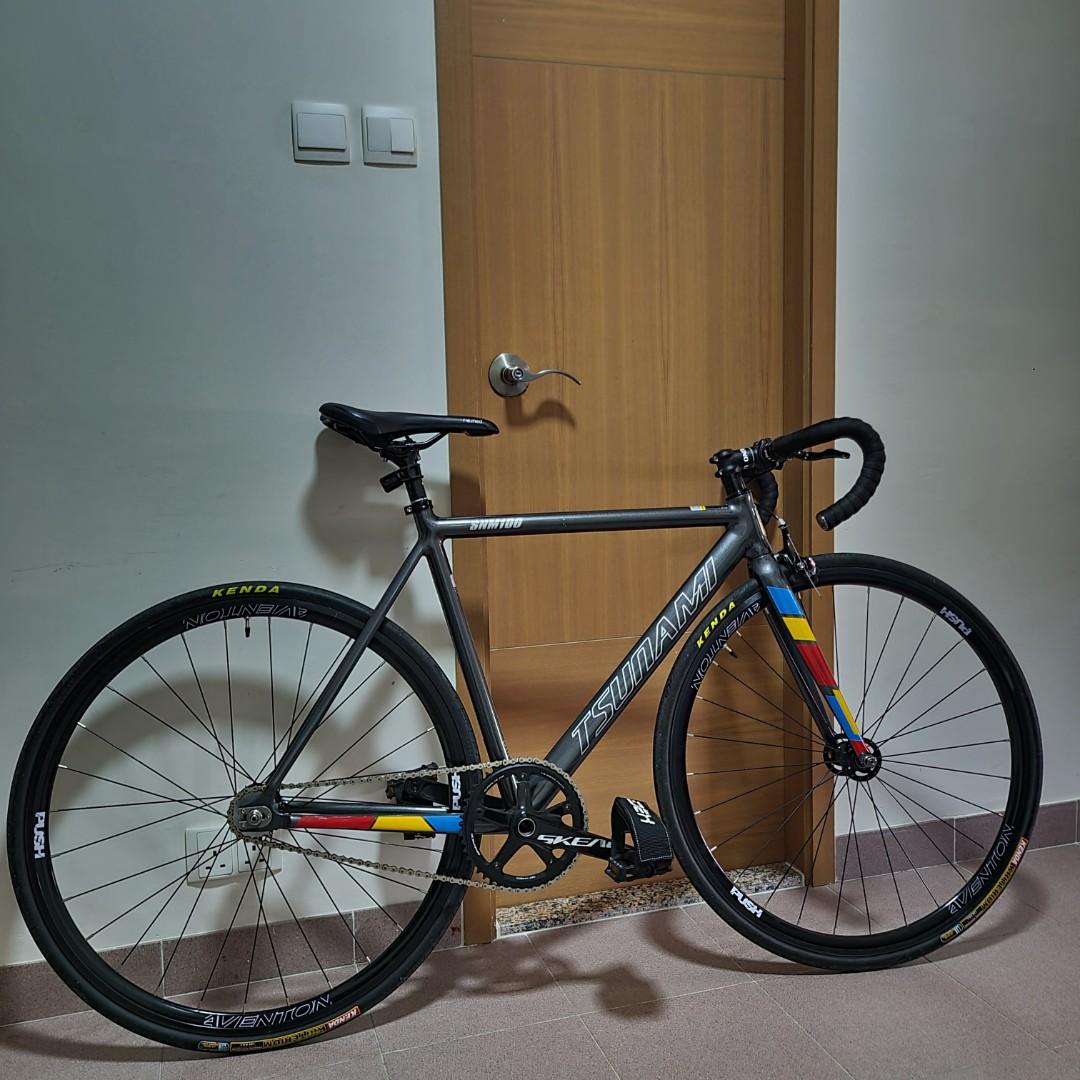 【完成車】TSUNAMI SNM100 FIXED GEAR