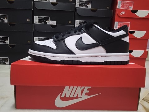 nike dunk panda gs
