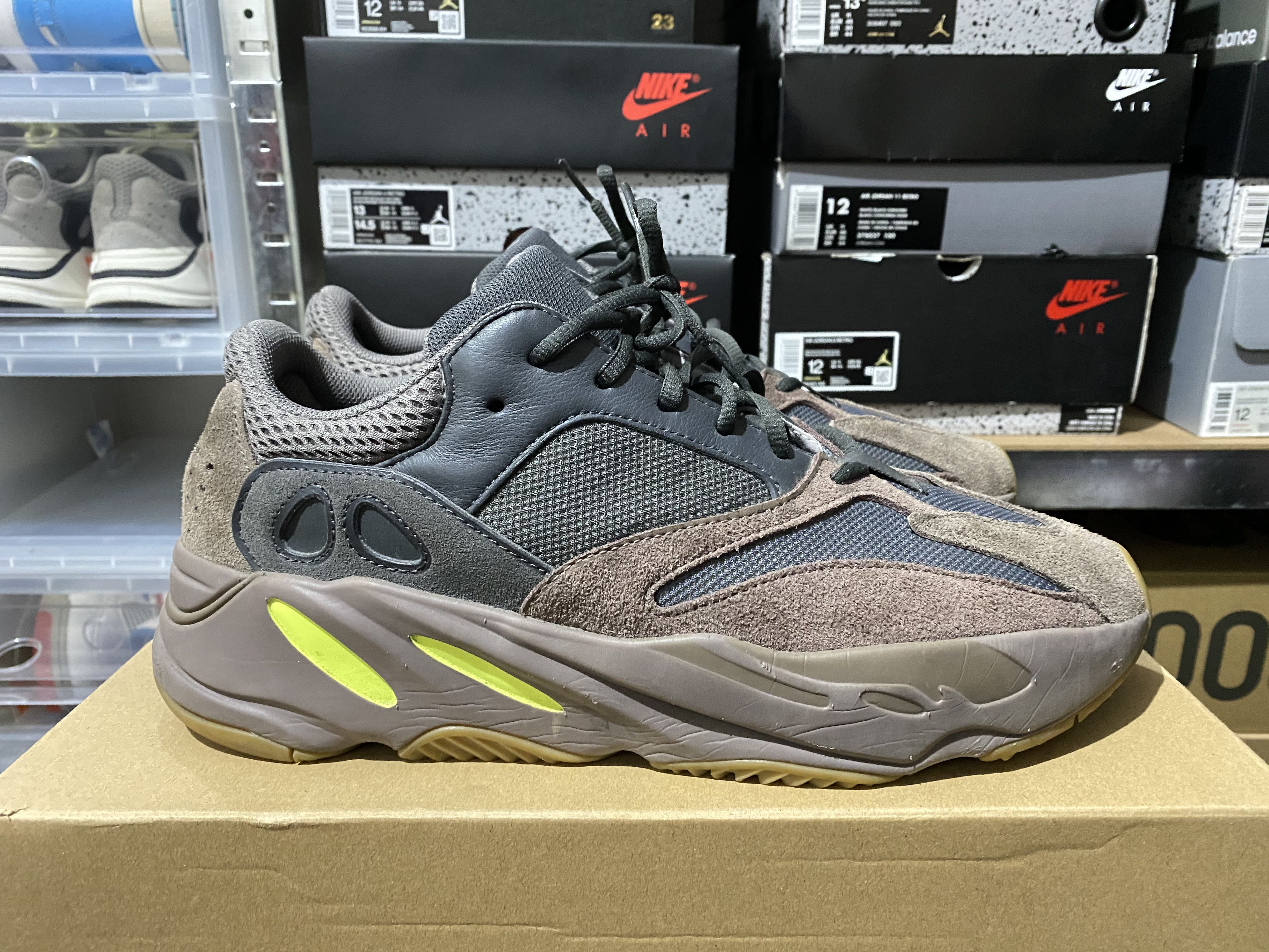 Yeezy 700 mauve size 12 new arrivals